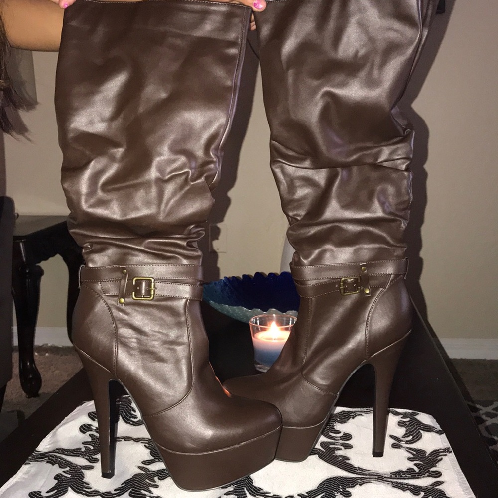 Knee High Heel boots
